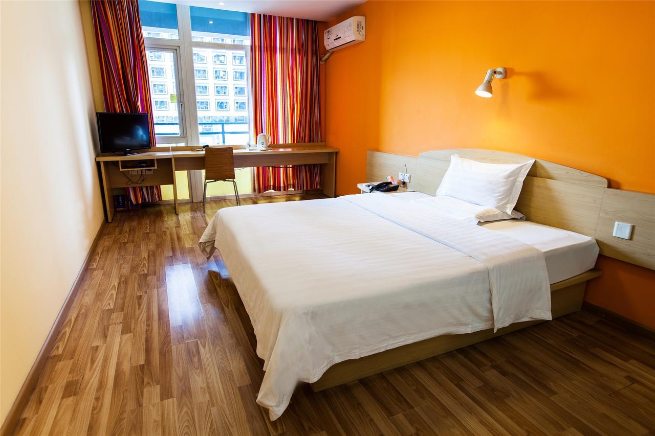 7Days Inn Beijing Yanqing Walmart מראה חיצוני תמונה
