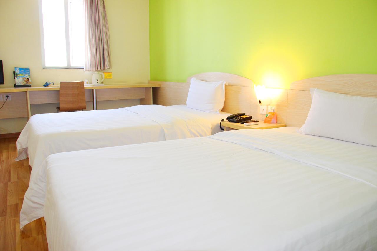 7Days Inn Beijing Yanqing Walmart מראה חיצוני תמונה