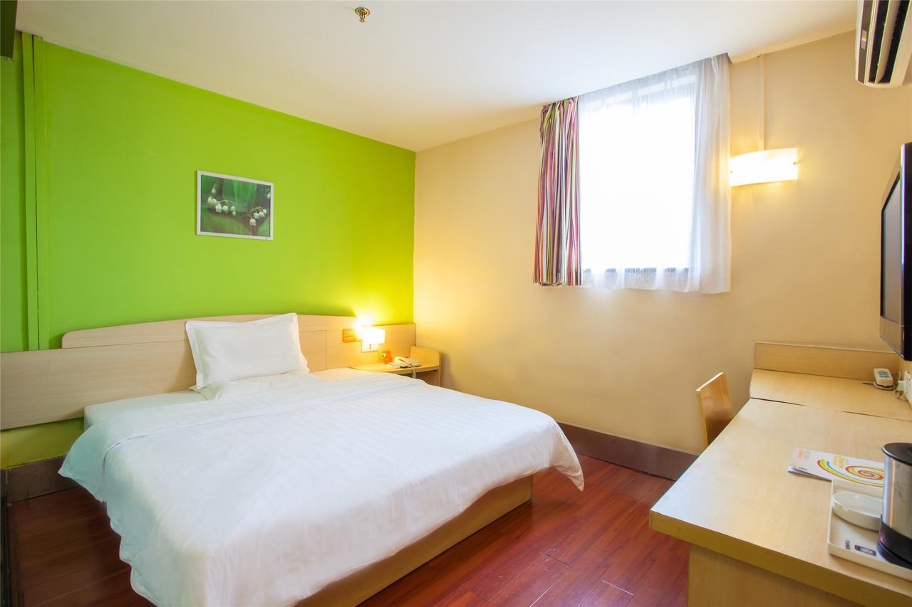 7Days Inn Beijing Yanqing Walmart מראה חיצוני תמונה