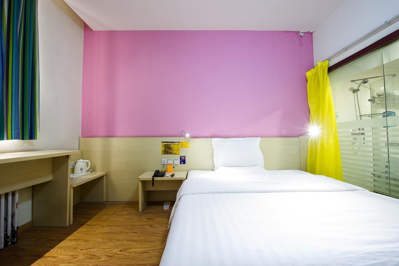 7Days Inn Beijing Yanqing Walmart מראה חיצוני תמונה